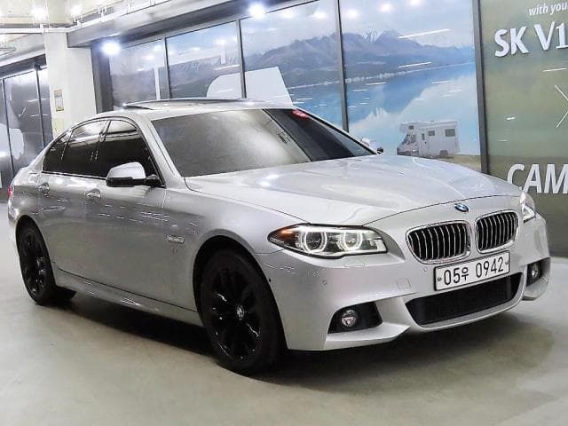 BMW 5시리즈 (5시리즈 (F10. 10년~17년)) 520d xDrive