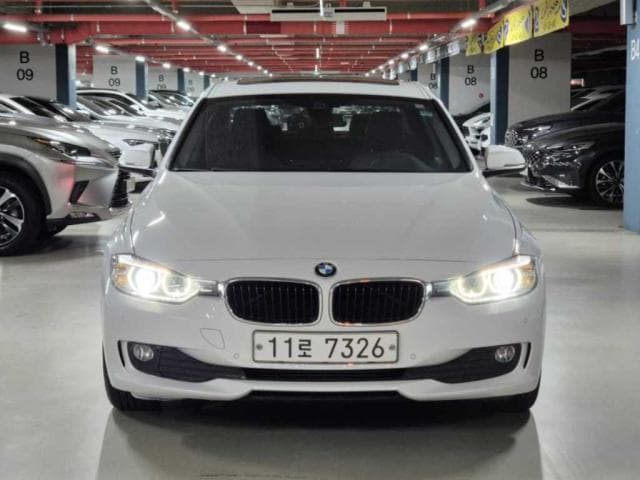 BMW 3시리즈 (3시리즈 (F30. 12년~18년)) 320d 세단