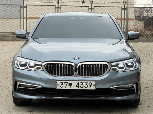 BMW 5시리즈 (5시리즈 (G30. 17년~23년)) 520d xDrive