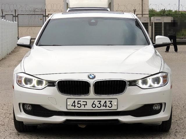 BMW 3시리즈 (3시리즈 (F30. 12년~18년)) 320d 세단