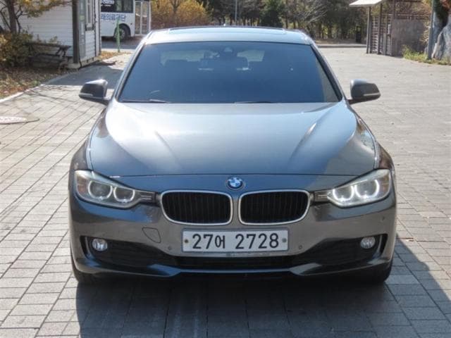 BMW 3시리즈 (3시리즈 (F30. 12년~18년)) 320d 세단