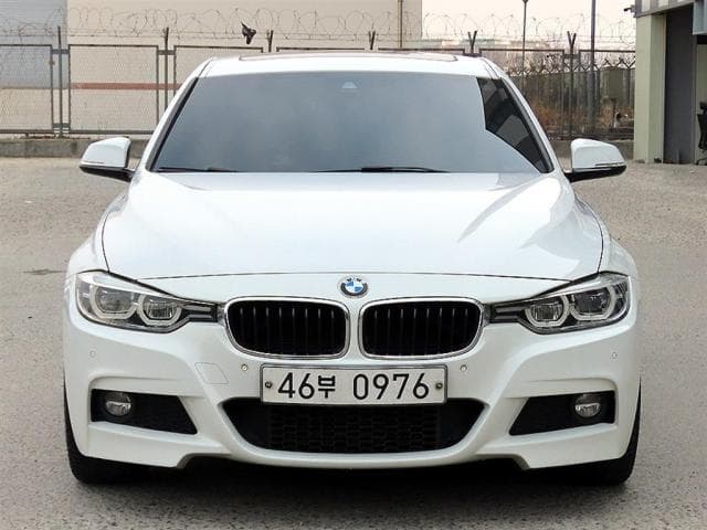 BMW 3시리즈 (3시리즈 (F30. 12년~18년)) 320d 세단