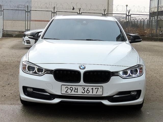 BMW 3시리즈 (3시리즈 (F30. 12년~18년)) 320d 세단